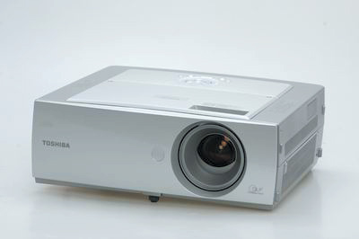 Toshiba debuts DLP projector with high luminance at Taiwan