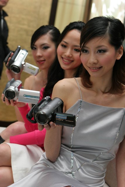 Taiwan market: Sony launches latest Handycams