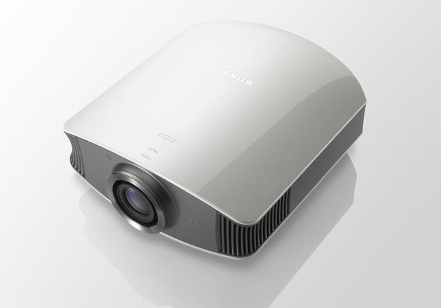 Sony shows full HD projector at CEDIA 2006