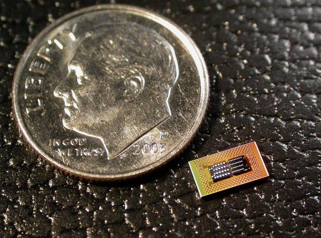 IBM claims world's fastest optical chipset
