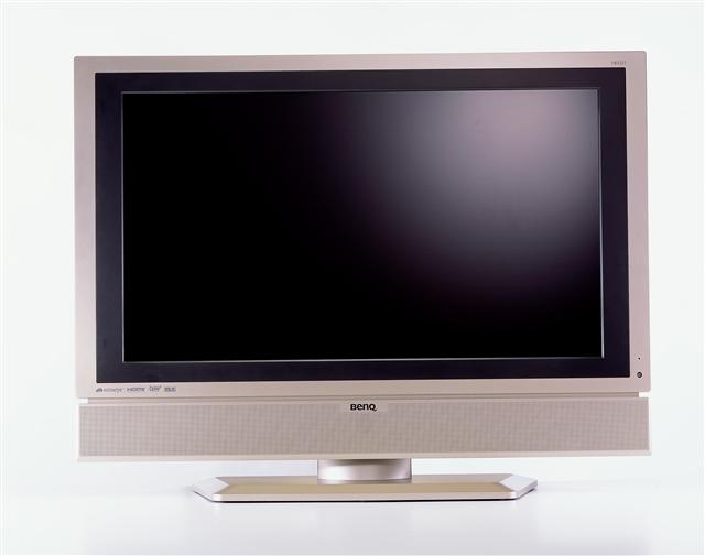 BenQ VB3221 32-inch full HD LCD TV.