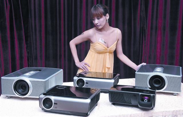 Optoma five new XGA projectors.