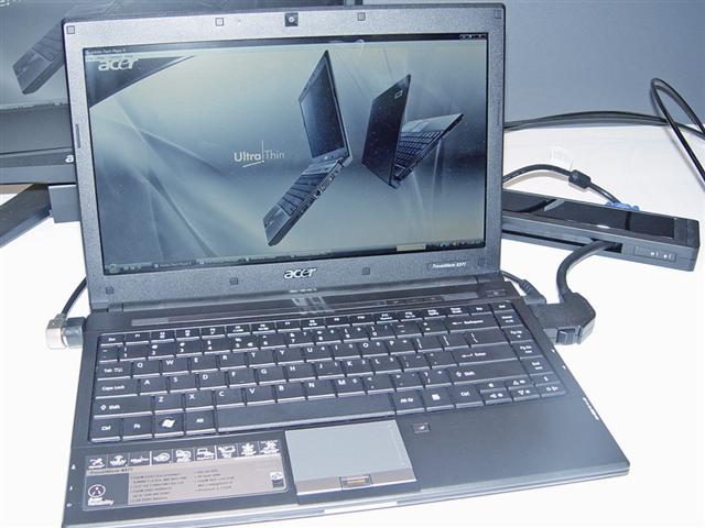 Acer TravelMate 8371 ultra-thin notebook