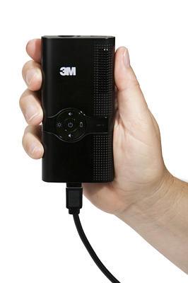 3M MPro120 pico projector