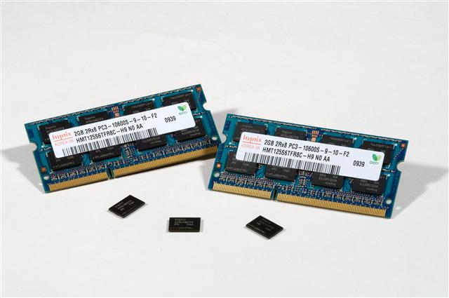 Hynix 54nm 1Gb DDR3