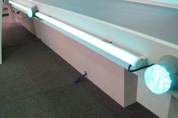 Delta LED tube lights with changeble colors