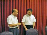 (Right to left) SPIL chairman Bough Lin and president CW Tsai