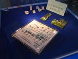 Quartz component material supply tightening