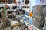Consumer shops for notebook