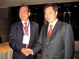 Wah Lee chairman Ray C. Chang (left) and GCL-Poly chairman & CEO Zhu Gong-shan