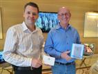 Brendan Collins, HGST product vice president (right)