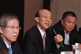 Sam Hong, CEO of NSP (left), Quincy Lin, chairman and CSO of NSP (middle), Thomas Hsu, CFO and seni