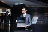 Pegatron chairman TH Tung presents a new notebook