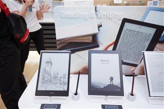 e-readers and e-notebooks