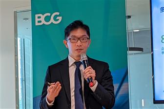 Barry Liu (PhD), BCG Associate Director, Data Science.