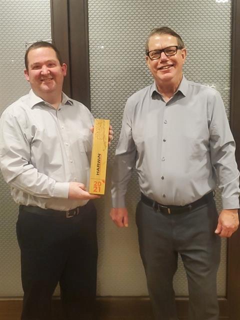 Executive of Digi-Key was presented with the Global Performance of the Year award from Harwin
