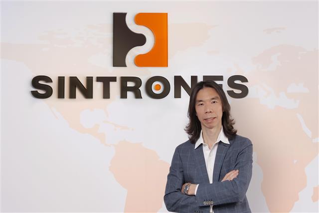 President and CEO of Sintrones, Kevin Hsu