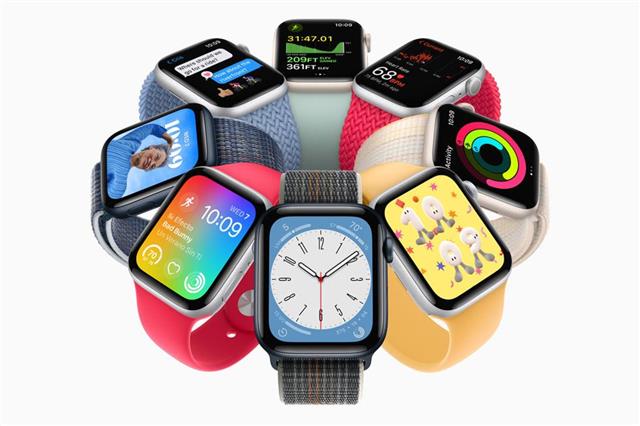 Apple Watch SE smartwatches