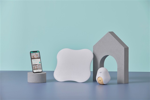 The CuboAi team developed the CuboAi Sleep Sensor Pad, which can be placed under the mattress