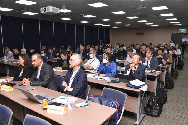 MKS' Industrial Forum and the audiences