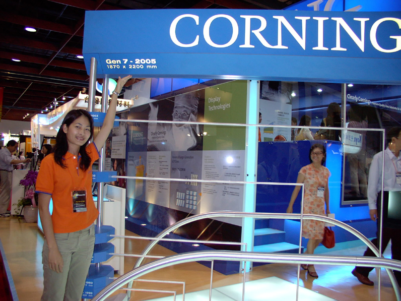 Corning 7G glass substrate at FPD Taiwan 2005 (Jun 08-Jun 10)