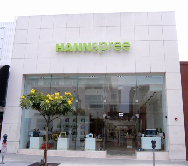 HANNspree opens flagship store in US