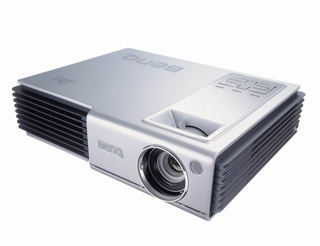 BenQ rolls out lightweight DLP projector