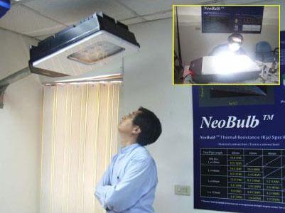 NeoPac showcases ultra high-power LED street light