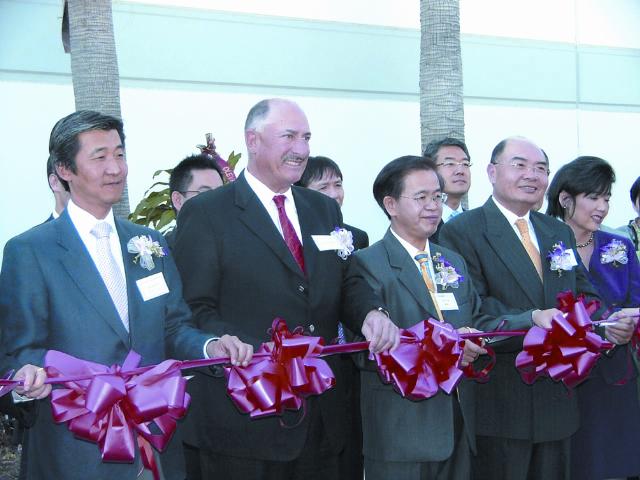 Pou Chen opens first LCD TV facility in US