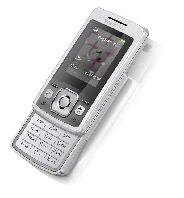 Sony Ericsson T303 slider phone