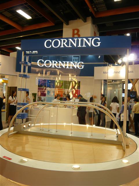 Display Taiwan 2008: Corning glass substrates