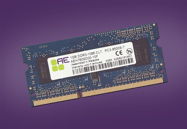 Qimonda Aeneon-brand DDR3 SO-DIMM