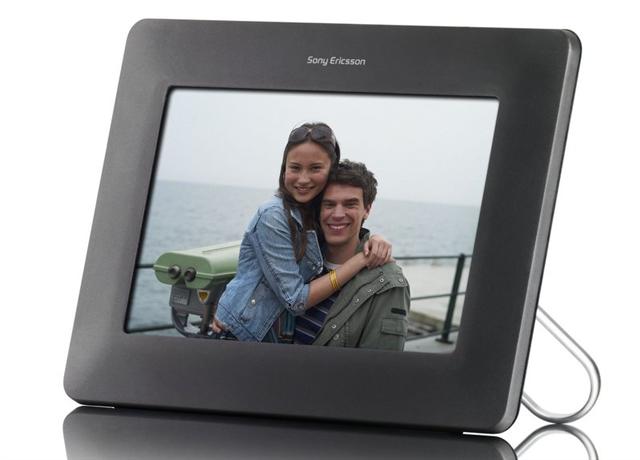 Sony Ericsson IDP-100 Digital Photo Frame