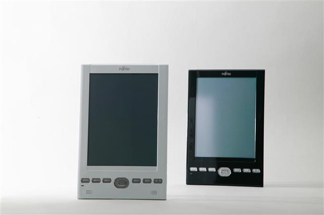 Fujitsu FLEPia color e-paper display