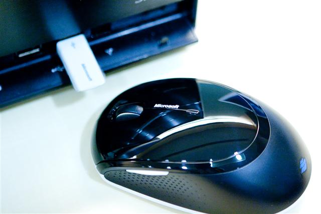 Microsoft Wireless Mouse 5000 mouse