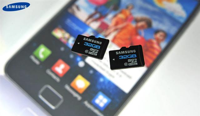 Samsung microSD card for 4G smartphones