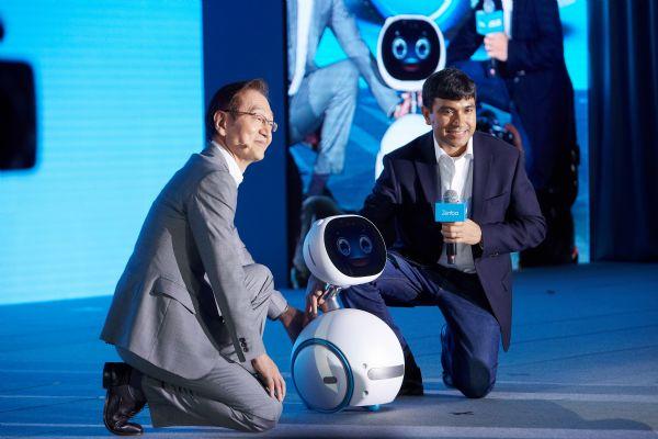 Asustek Zenbo home service robot