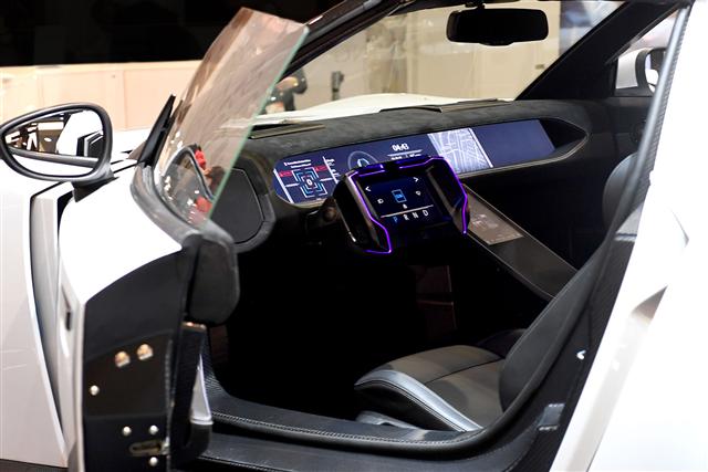 Gorilla Glass concept car