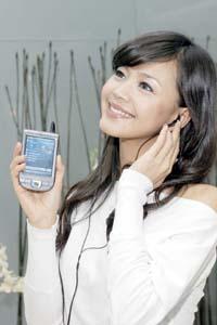 HP's new PDA, the iPAQ 112