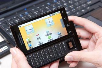 Motoroal's Android- powered Milestone smartphone