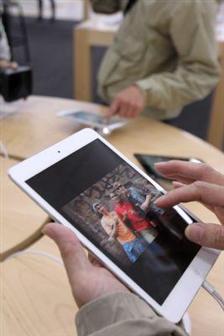 LG Display expected to see a decrease in panel orders for Apple's 9.7-inch iPad products during 1Q13 9.7-inch iPad