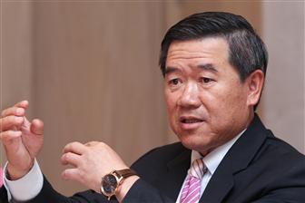 Qisda chairman and CEO Peter Chen